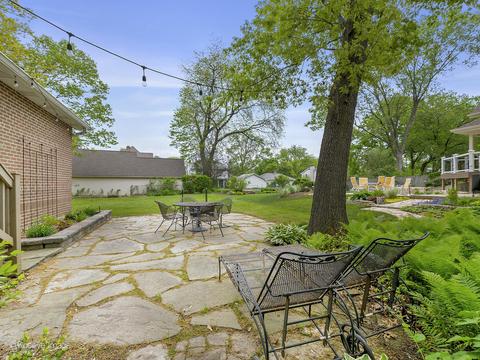 703 E Illinois St, Wheaton, IL 60187 photo 23