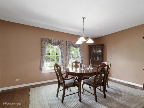 703 E Illinois St, Wheaton, IL 60187 photo 13