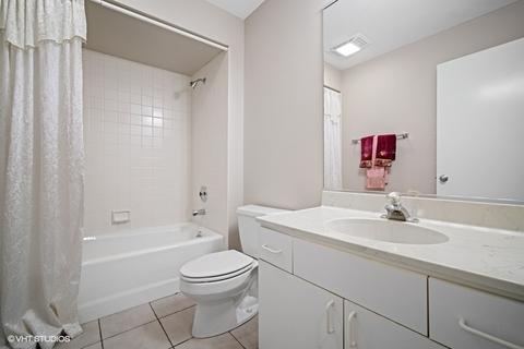 3602 Vantage Ln, Glenview, IL 60026 photo 17