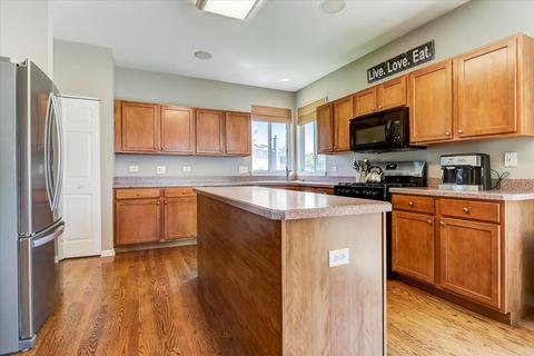 25117 Bicentennial Ct, Plainfield, IL 60544 photo 11