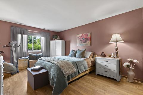 1740 Robin Walk #D, Hoffman Estates, IL 60169 photo 13