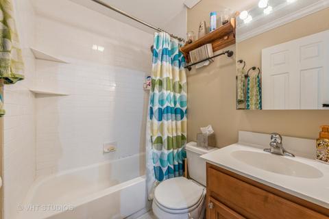 3003 Hawk Ln, Rolling Meadows, IL 60008 photo 9
