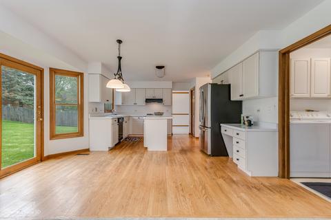 861 Pearson Rd, Cary, IL 60013 photo 8