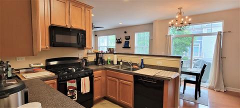3055 Marion St, Elgin, IL 60124 photo 4
