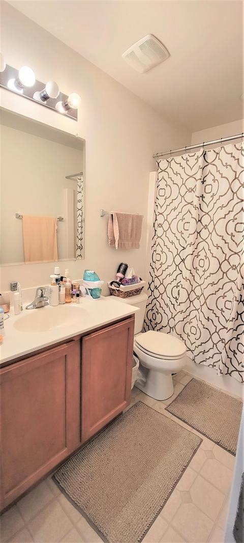 3055 Marion St, Elgin, IL 60124 photo 11