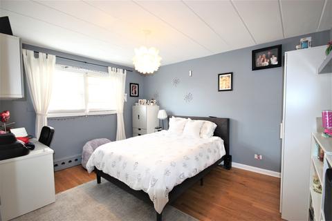 3800 Ruby Ave #4W, Schiller Park, IL 60176 photo 12