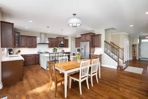 827 N Eagle St, Naperville, IL 60563 photo 14