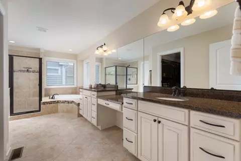 827 N Eagle St, Naperville, IL 60563 photo 26