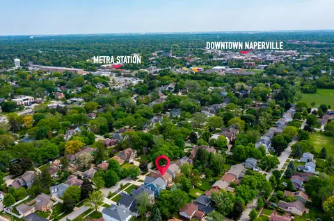 827 N Eagle St, Naperville, IL 60563 photo 4