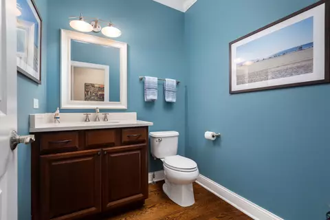 827 N Eagle St, Naperville, IL 60563 photo 21