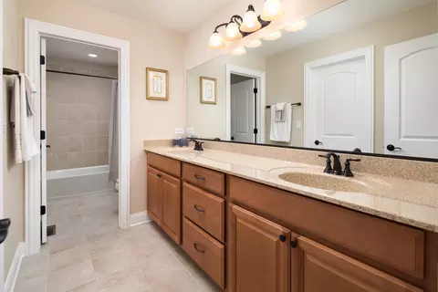 827 N Eagle St, Naperville, IL 60563 photo 29