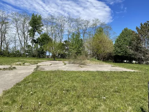 138 Country Brook Lane, Harvard, IL 60033