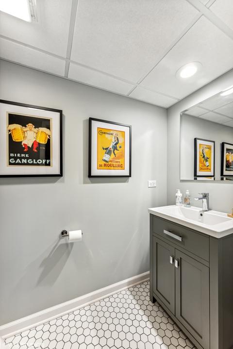 424 W Harrison Ave, Wheaton, IL 60187 photo 28