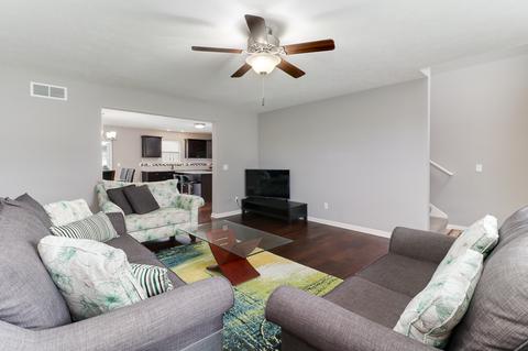 1025 Decoy Ct, Normal, IL 61761 photo 3