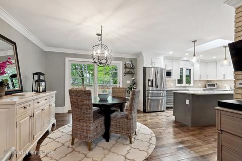 126 S Deerpath Rd, Barrington, IL 60010 photo 5