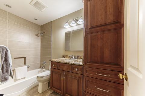 1109 Oakview Dr, Wheaton, IL 60187 photo 20