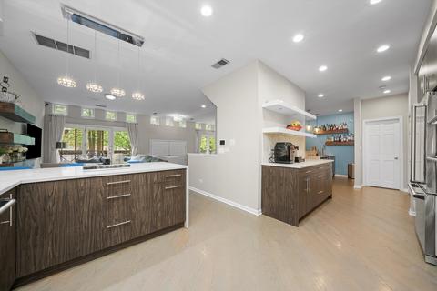 123 W Oak St #I, Chicago, IL 60610 photo 8