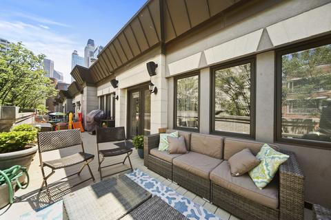 123 W Oak St #I, Chicago, IL 60610 photo 29