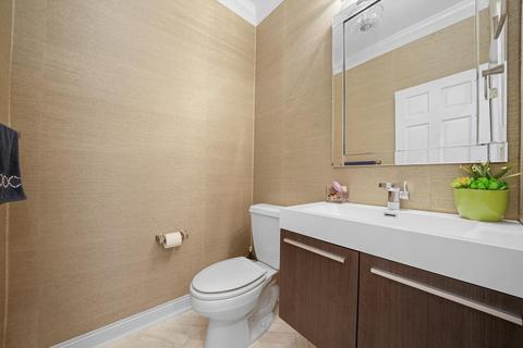 123 W Oak St #I, Chicago, IL 60610 photo 14