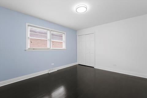 5322 S Hunt Ave, Summit, IL 60501 photo 17