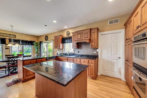 13251 Skyline Dr, Plainfield, IL 60585 photo 11