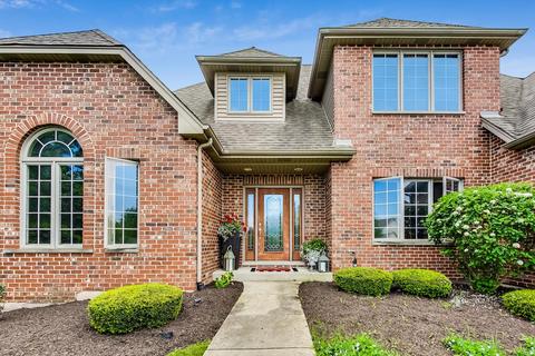 13251 Skyline Dr, Plainfield, IL 60585 photo 3