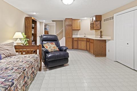 8 Harbor Pointe Cir, Bloomington, IL 61704 photo 34