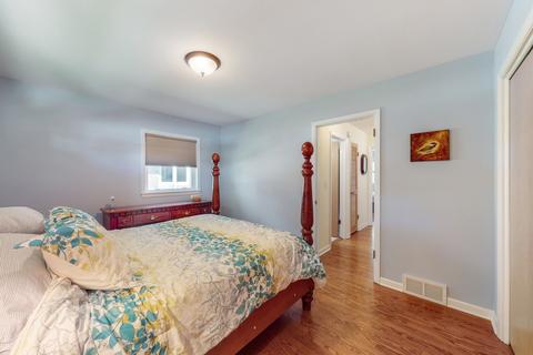 767 S 5th Ave, Des Plaines, IL 60016 photo 10