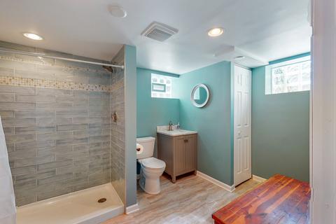 767 S 5th Ave, Des Plaines, IL 60016 photo 4