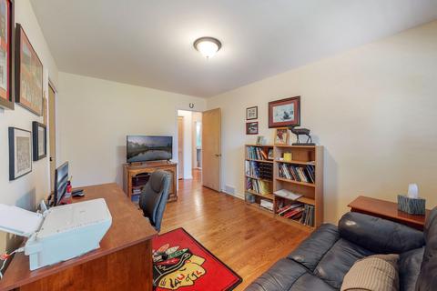 767 S 5th Ave, Des Plaines, IL 60016 photo 14