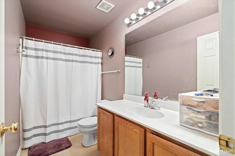 538 Declaration Ln, Aurora, IL 60502 photo 12