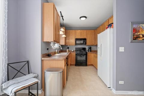 538 Declaration Ln, Aurora, IL 60502 photo 6