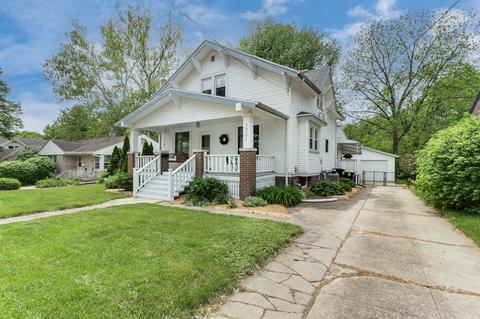 1301 S Linden St, Normal, IL 61761 photo 1