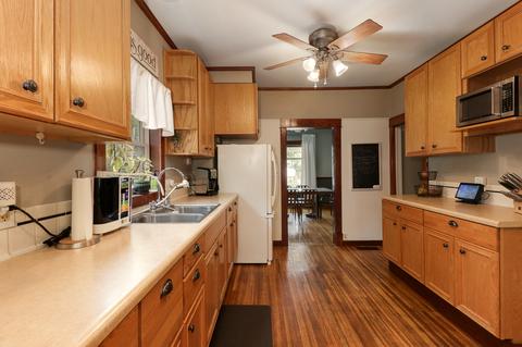1301 S Linden St, Normal, IL 61761 photo 11
