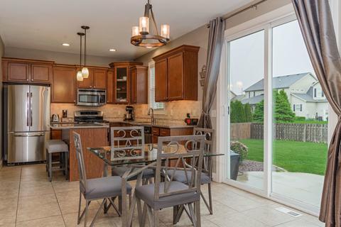 1250 Duck Horn Dr, Normal, IL 61761 photo 11