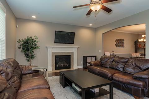 1250 Duck Horn Dr, Normal, IL 61761 photo 6