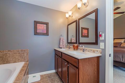 1250 Duck Horn Dr, Normal, IL 61761 photo 26