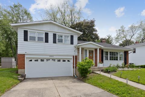 1831 E Cree Ln, Mount Prospect, IL 60056 photo 3
