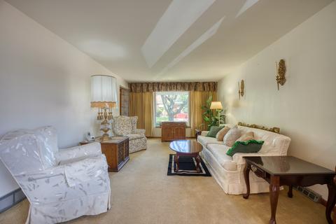 141 E 121st Pl, Chicago, IL 60628 photo 3
