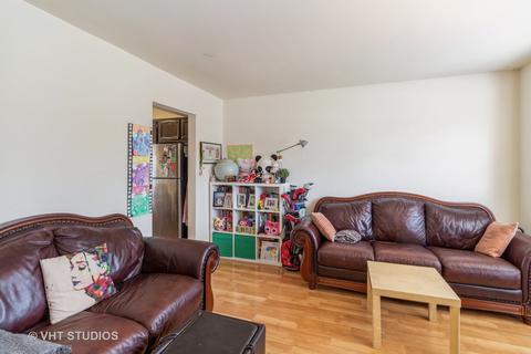 4569 Olmstead Dr, Hoffman Estates, IL 60192 photo 3