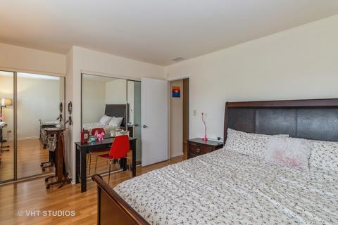 4569 Olmstead Dr, Hoffman Estates, IL 60192 photo 10