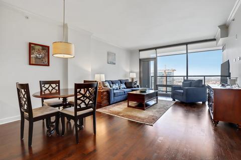 100 E 14th St #1908, Chicago, IL 60605 photo 2