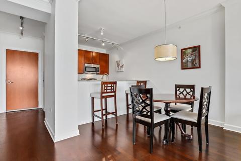 100 E 14th St #1908, Chicago, IL 60605 photo 7