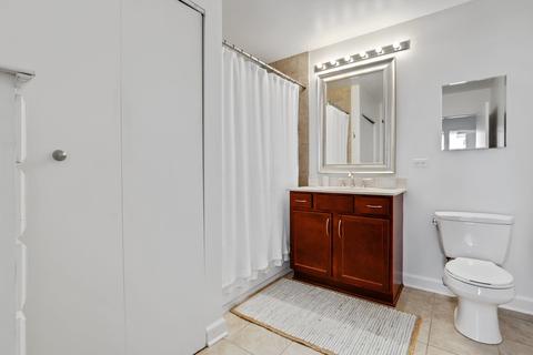 100 E 14th St #1908, Chicago, IL 60605 photo 13