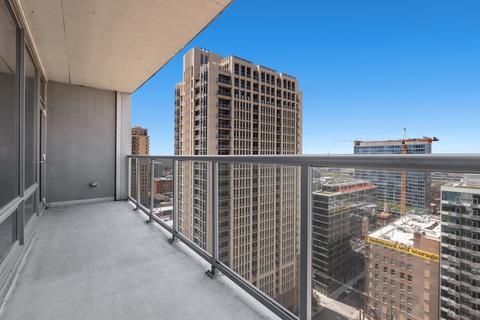 100 E 14th St #1908, Chicago, IL 60605 photo 15