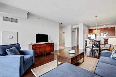 100 E 14th St #1908, Chicago, IL 60605 photo 5