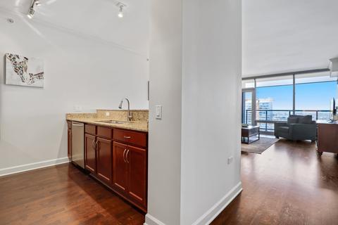 100 E 14th St #1908, Chicago, IL 60605 photo 9