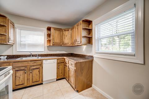 843 Pick St, Wheaton, IL 60187 photo 7