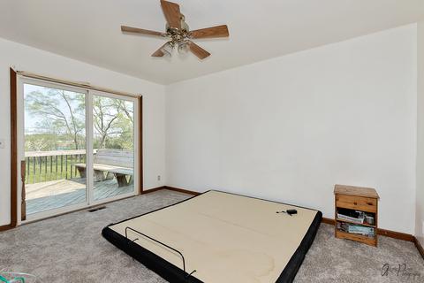 1404 Sunset Dr, Holiday Hills, IL 60051 photo 9