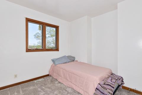 1404 Sunset Dr, Holiday Hills, IL 60051 photo 11
